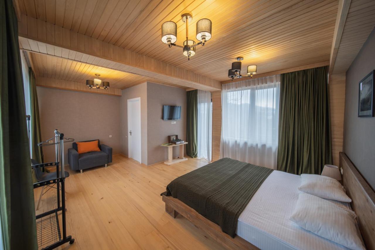 Hotel Old House Mestia Ngoại thất bức ảnh