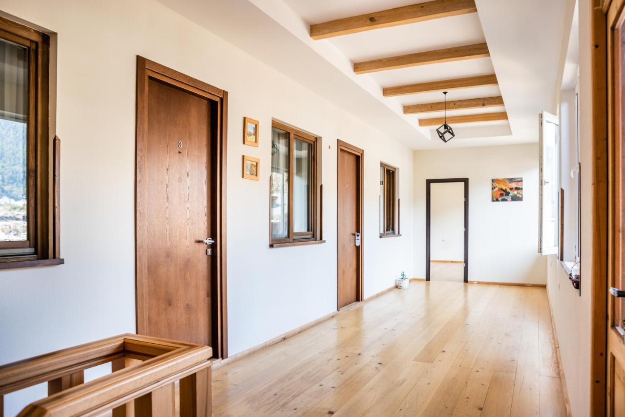 Hotel Old House Mestia Ngoại thất bức ảnh
